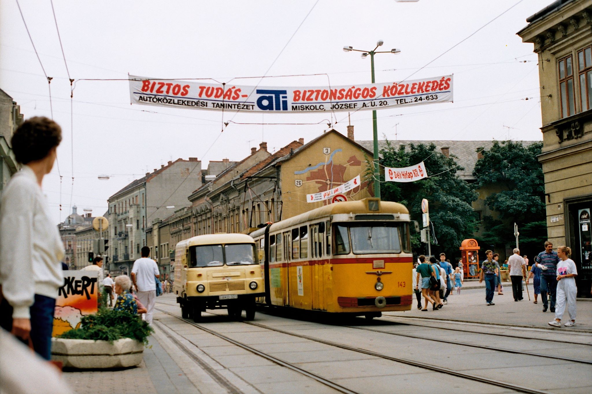 Miskolc. Miért törnek a miskolci villamos sínek és egyebek…1 1.