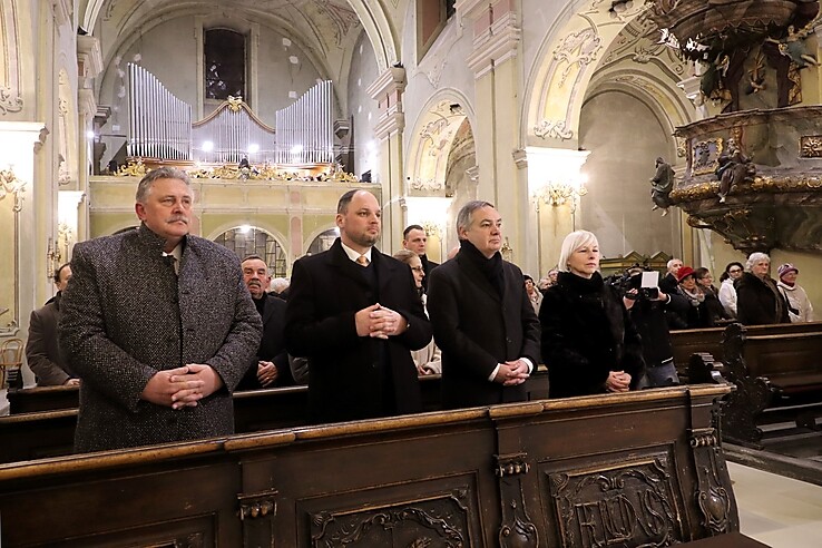 Minorita, Miskolc. Ott volt Csöbör Katalin és dr. Kiss János,  Veres Pál meg a helyi papok