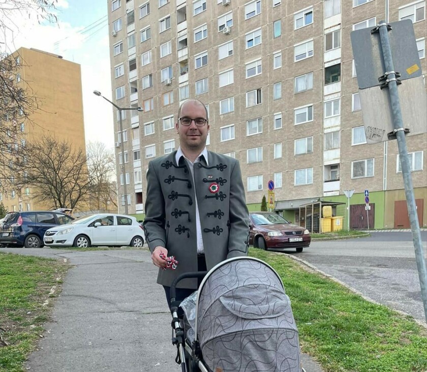 Holdingos forrásaink szerint. Szarka Dénes hatszámjegyű forintért üdülő felelős lett a cégnél?