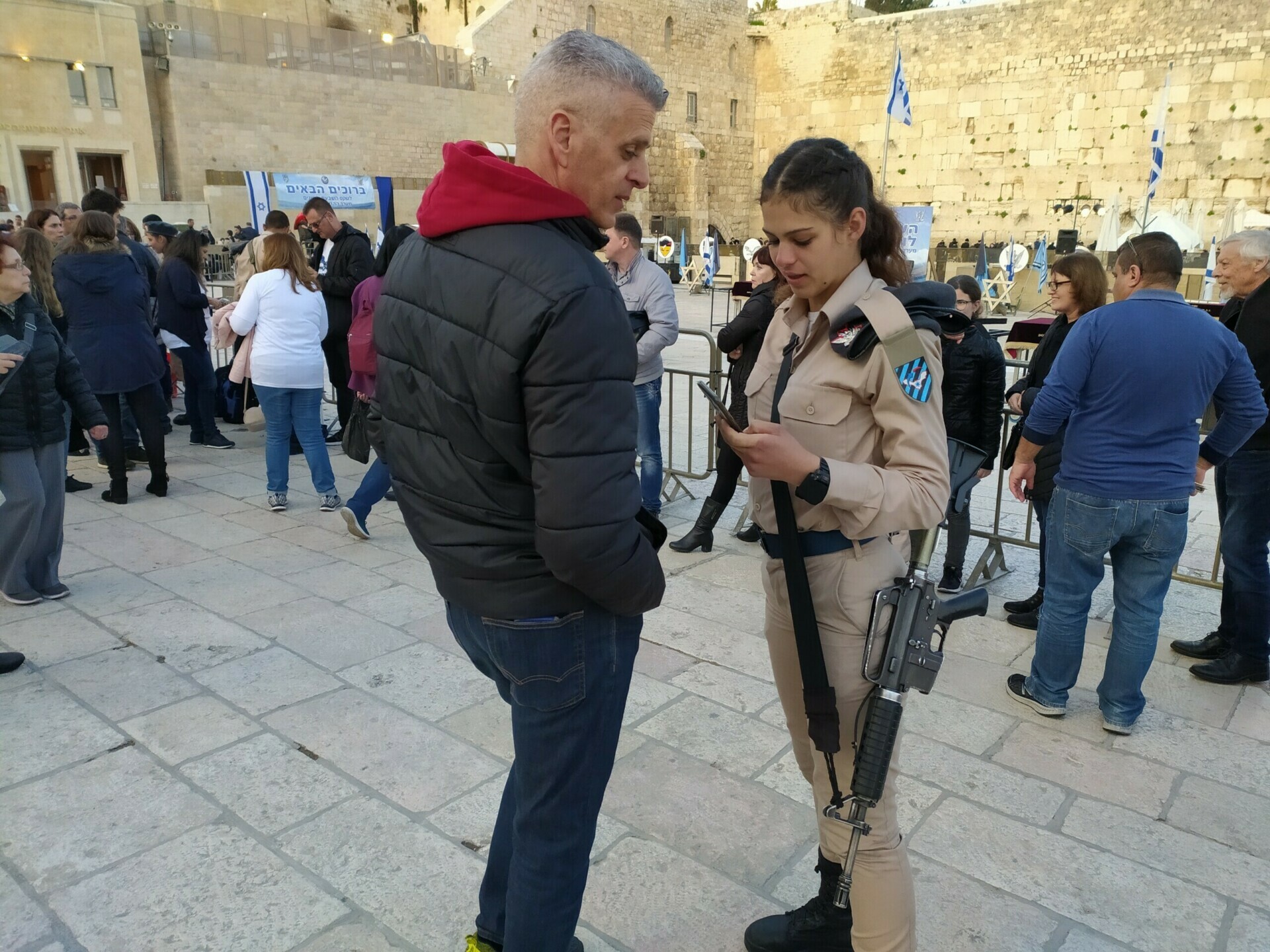 Izrael. Nők azt kérték, hogy minden katonai egységbe integrálódhassanak – Északhírnök